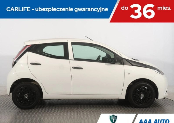 Toyota Aygo cena 34000 przebieg: 71717, rok produkcji 2017 z Zbąszynek małe 137